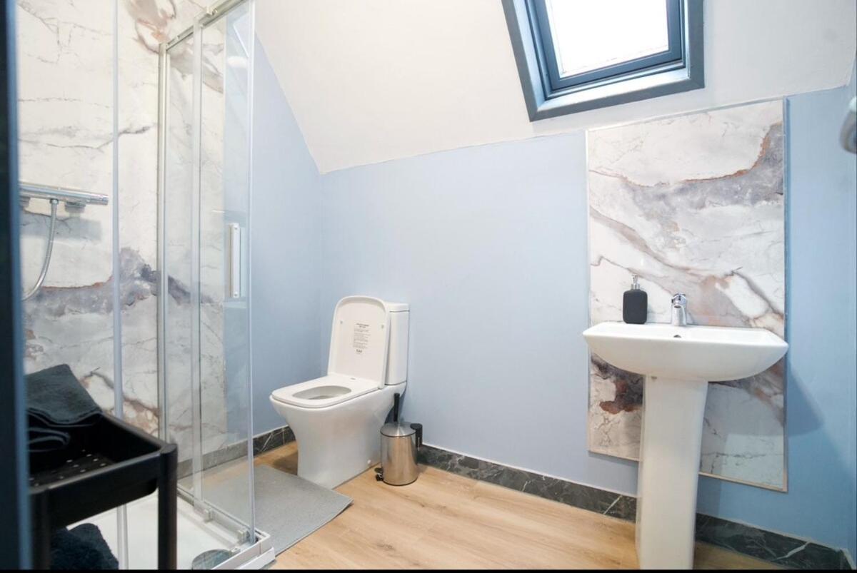 Modern Urban Escape In Moseley Apartment Birmingham